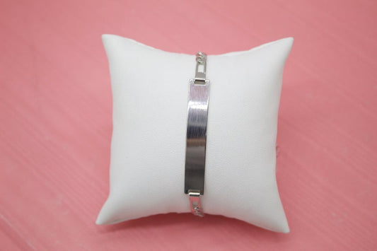Customizable Tag Plate Bracelet With Figaro 4mm Link Chain (XX7)
